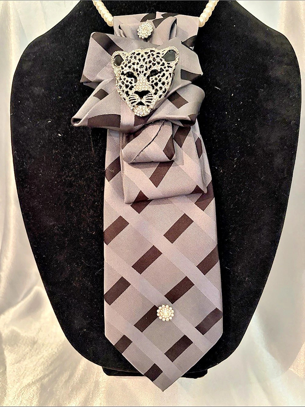 Gray & Black Geometric Tie Necklace